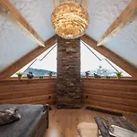 Luksusowy Z Jaskinia - Osada Jaworzyny Tokarnia (Lesser Poland)