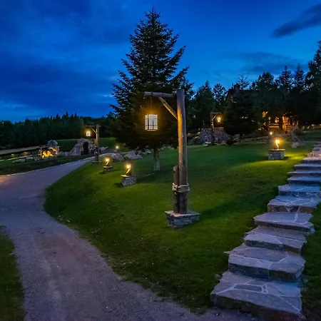 Luksusowy Z Jaskinia - Osada Jaworzyny * Tokarnia (Lesser Poland)